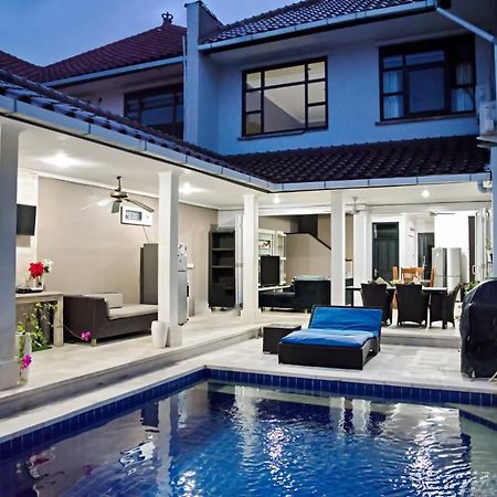 4 Bedroom Villa Kuta Regency B10 Esterno foto