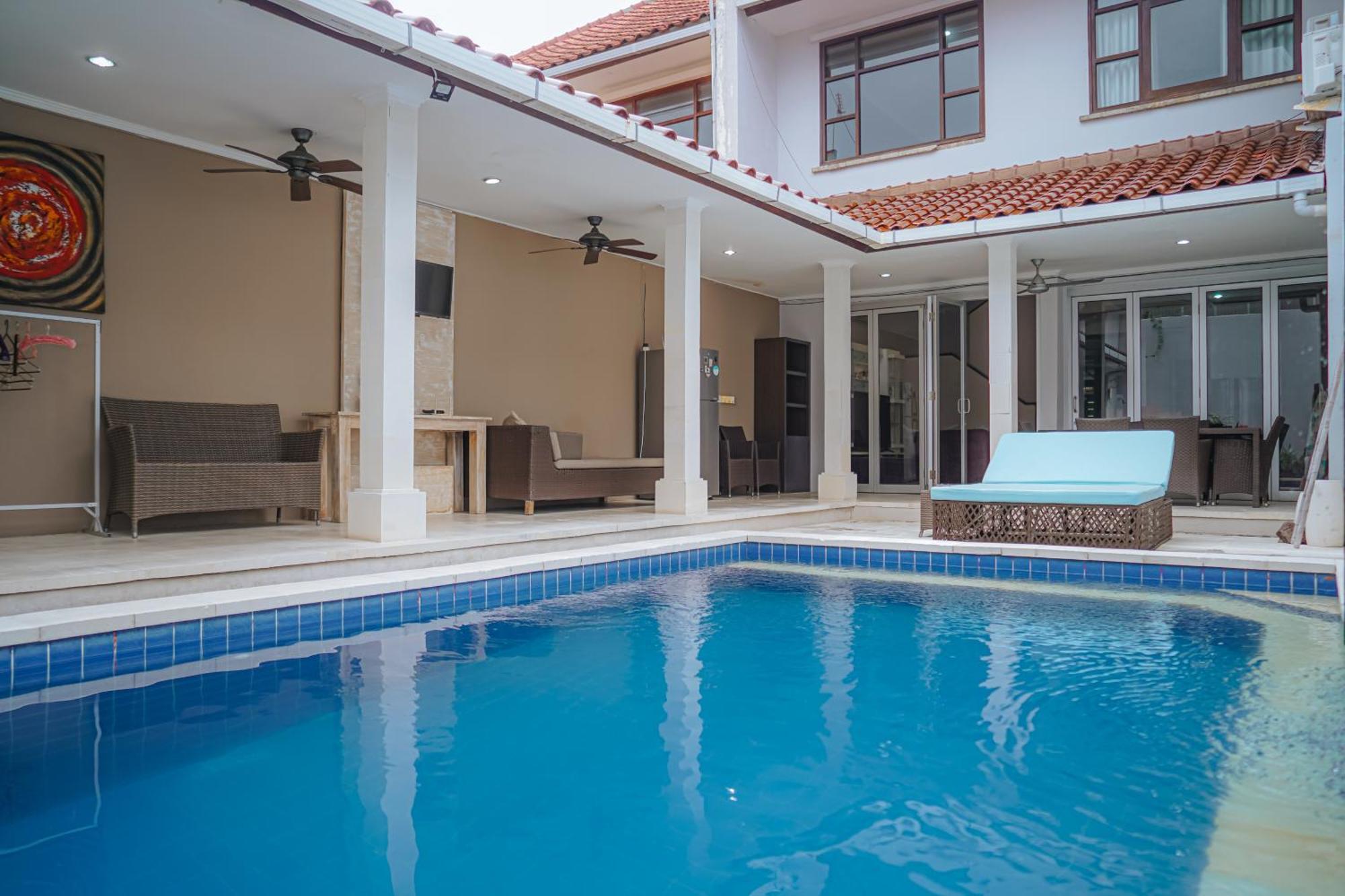4 Bedroom Villa Kuta Regency B10 Esterno foto